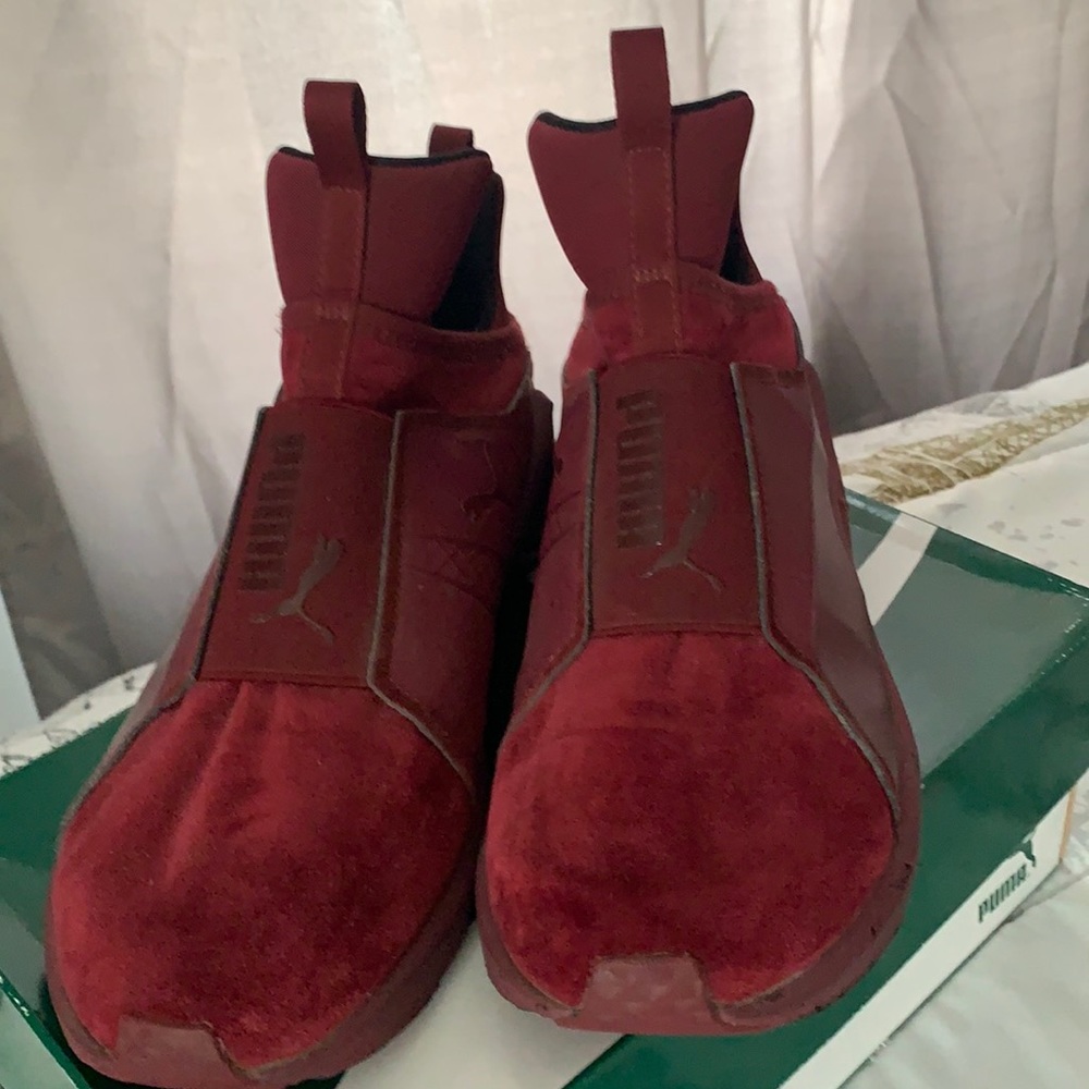 Maroon Pumas size 6.5Y